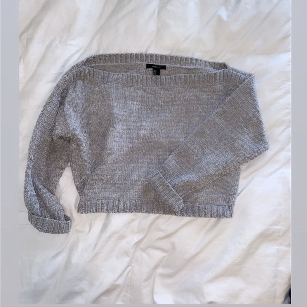 Grey crop sweater